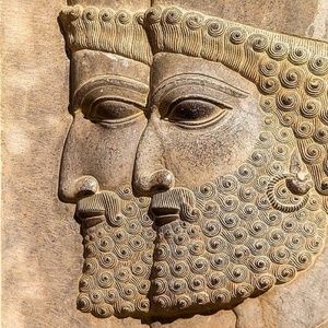 Meet your Posher, Milos